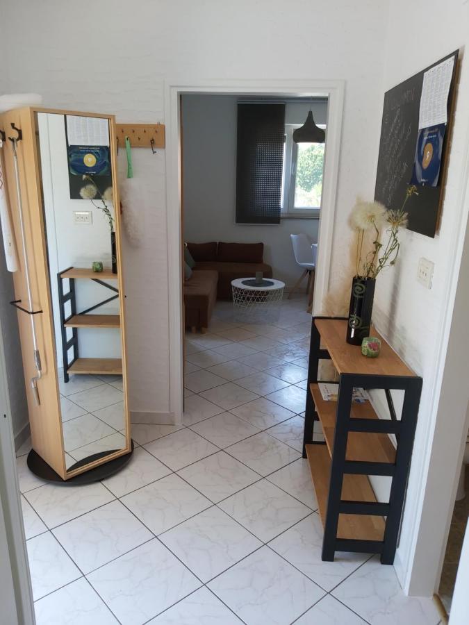 Ferienwohnung Mit 2 Schlafzimmer Oder Studio Apartment - Istrien-Fiorini Brtonigla Exterior photo