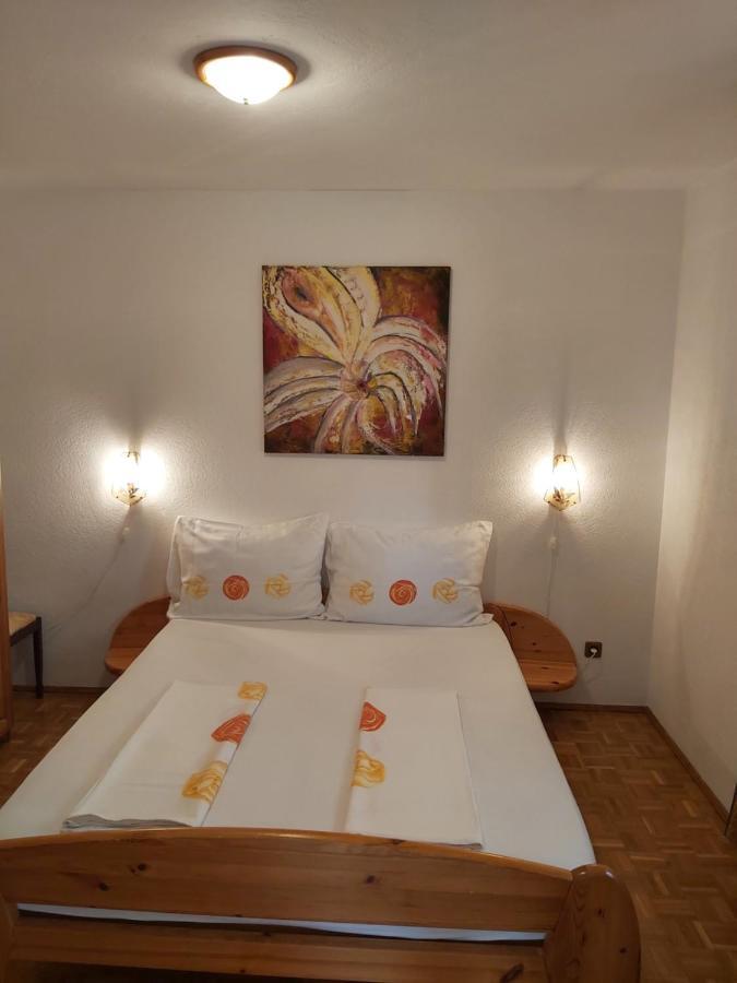 Ferienwohnung Mit 2 Schlafzimmer Oder Studio Apartment - Istrien-Fiorini Brtonigla Exterior photo